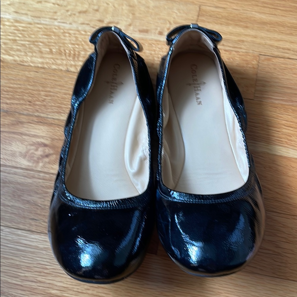 Cole Haan Black Patent Leather Ballet Flats Bow 8.5C Women Shoes